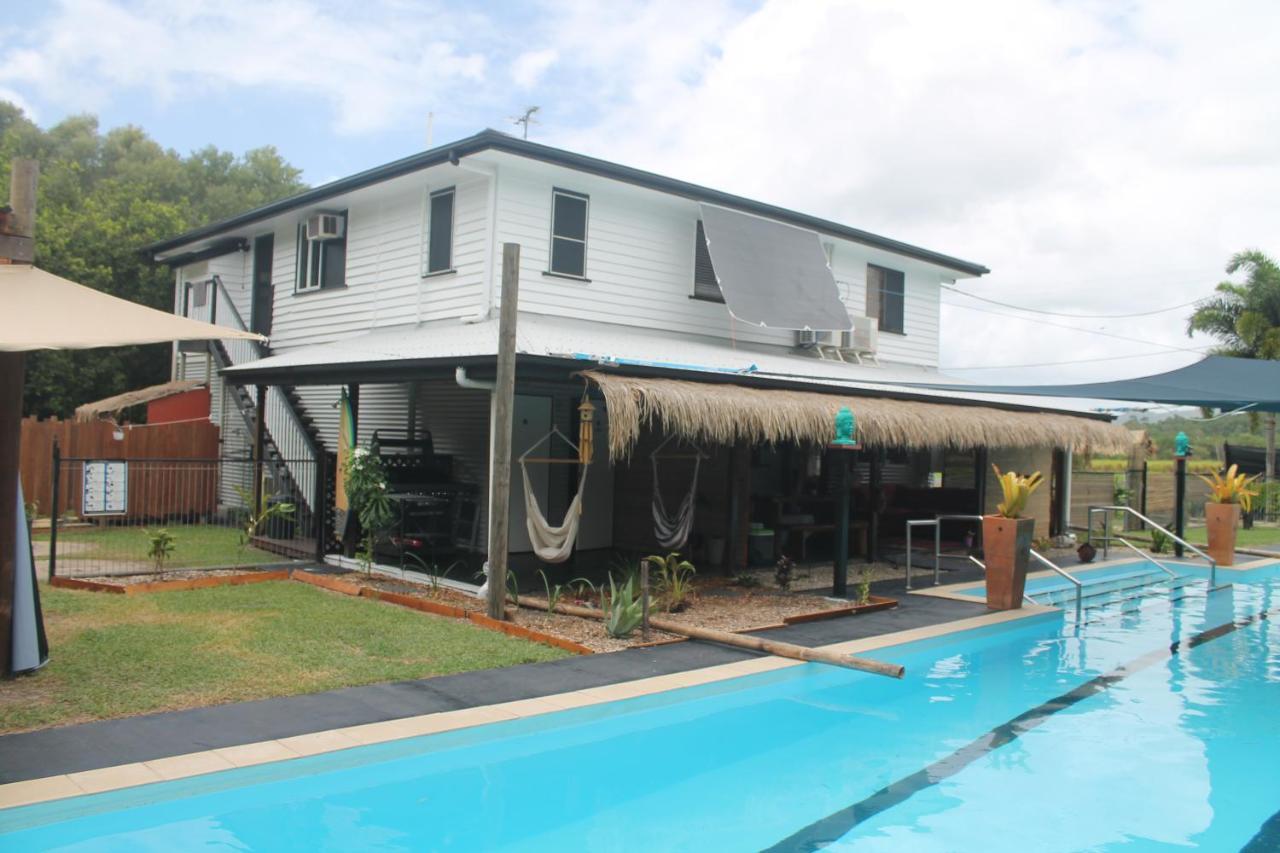 Kurrimine 4 Bedroom House And Pool Kurrimine Beach