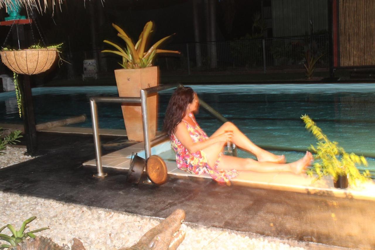 Kurrimine 4 Bedroom House And Pool Country house